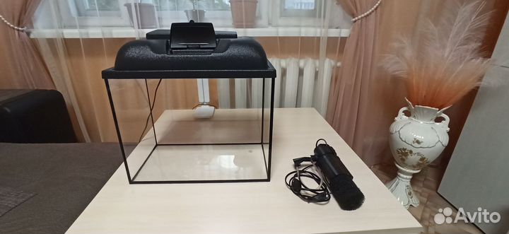 Продам б/у аквариум 30 литров с подсветкой
