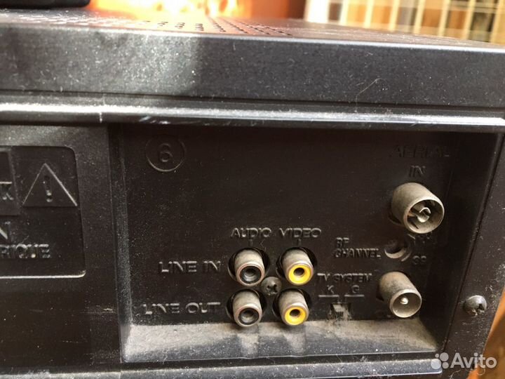 Видеомагнитофон