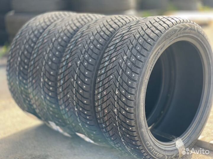 Arivo Ice Claw ARW7 295/40 R21 107T