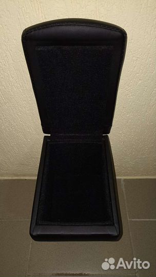 Подлокотник для Hyundai Solaris и Kia rio