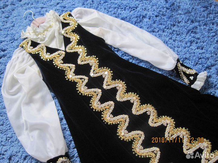 Продам сарафан