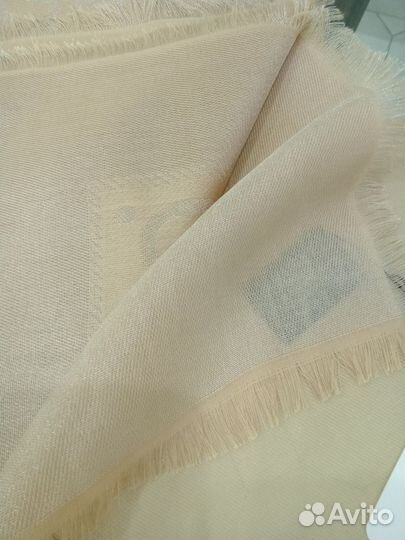 Палантин Gucci,новый