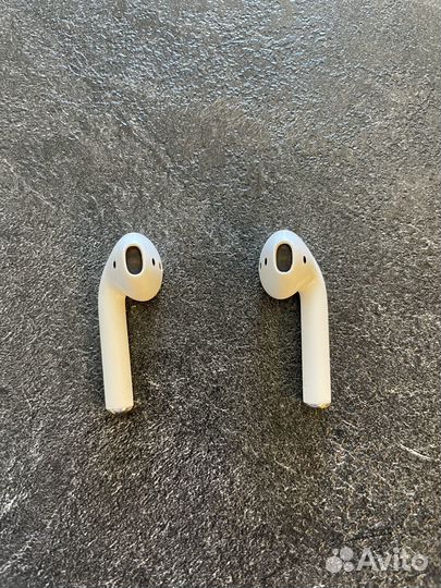 AirPods 2