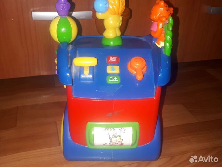 Паровозик музыкальный