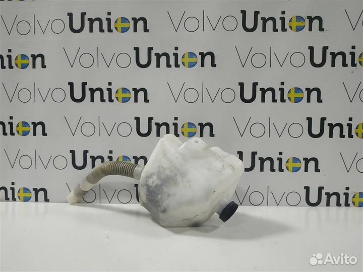 Бачок омывателя лобового стекла верхний Volvo C30
