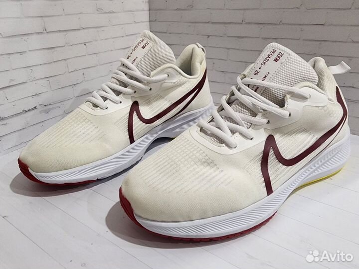 Кроссовки мужские Nike 44-45р новые