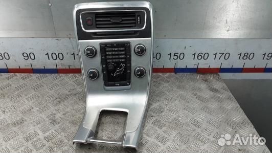 Центральная консоль volvo V60 1 (3UK20I301)