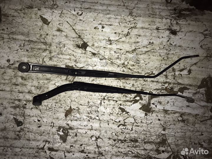 Chevrolet Cruze поводок дворников