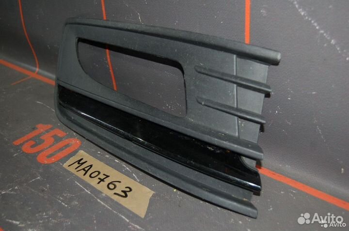 Накладка противотуманной фары - Volkswagen Polo