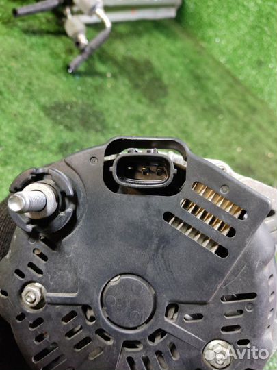 Генератор Nissan 2.0 Mr20De