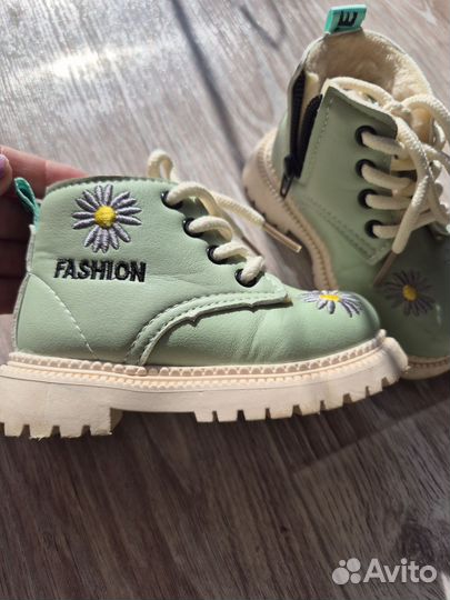 Ботинки демисезонные для девочки 21 размер