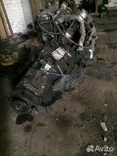 Двигатель с коробкой ямз