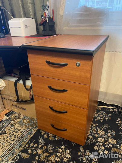 Офисная мебель для кабинета