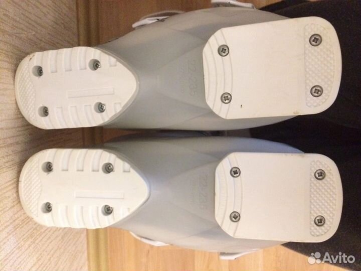 Горнолыжные ботинки rossignol