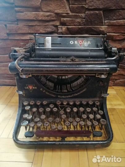 Печатная машинка довоенная немецкая Groma