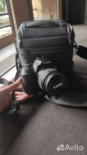 Зеркальный фотоаппарат canon 1300d