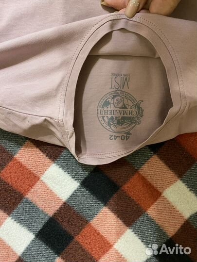 Футболка женская