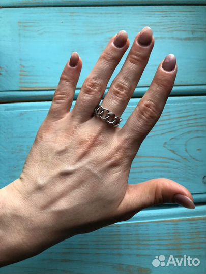 Серебряное кольцо-цепь