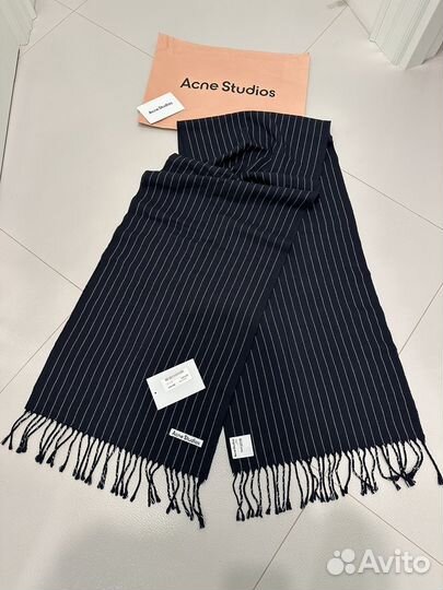 Шарфы Acne Studios и Cristian Dior оригинал