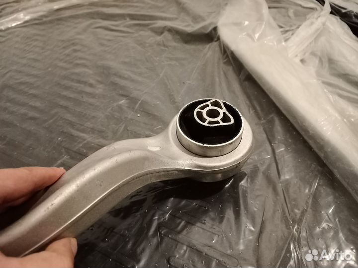 BMW 5' G30 Рычаг передний нижний правый