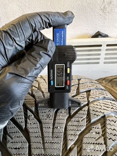 Nokian Tyres Hakkapeliitta R2 245/45 R18 100R