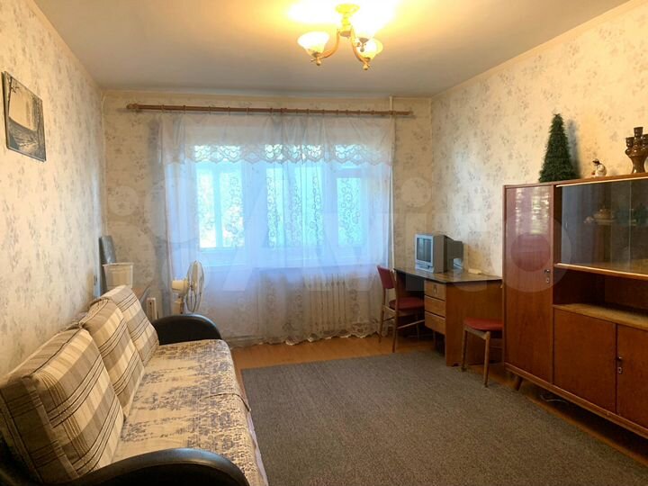 1-к. квартира, 38 м², 1/10 эт.