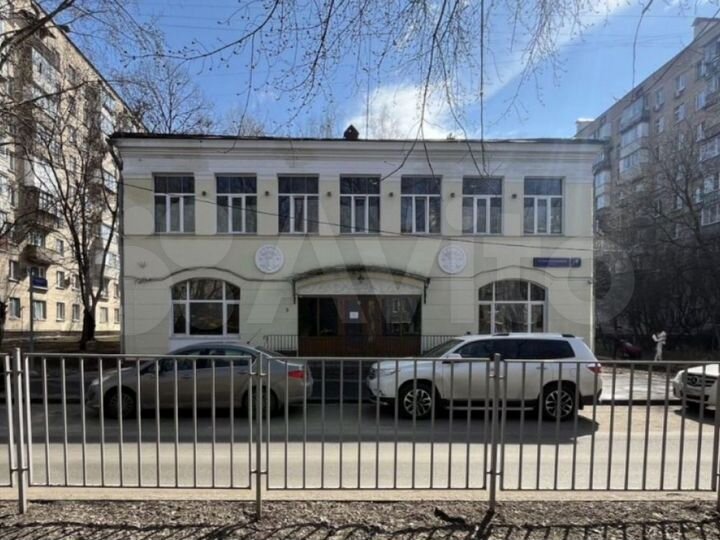 Сдам торговое помещение, 320 м²