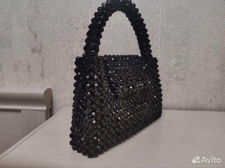 Сумка из акриловых бусин