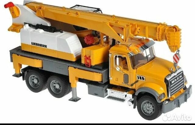 Игрушки Bruder