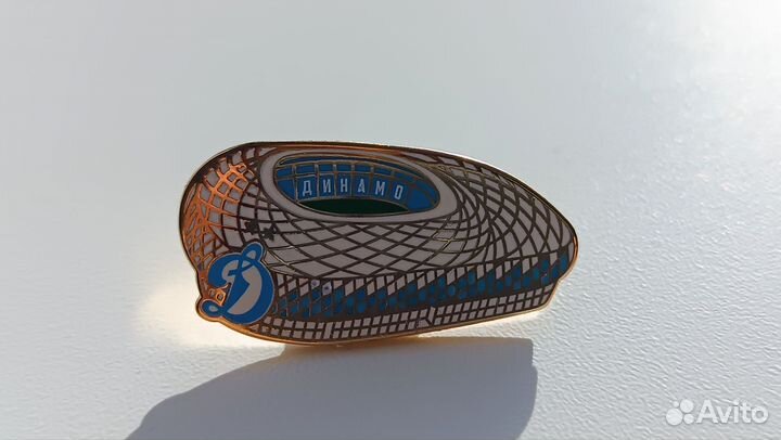 Значки стадионов клубов рпл (цска, Динамо, Зенит)