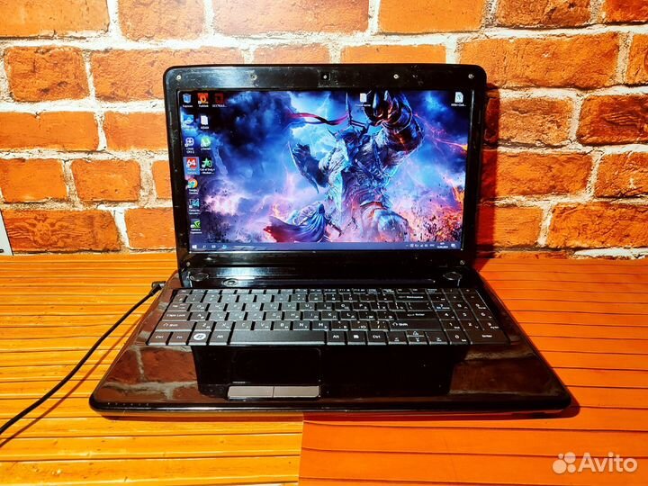 DNS A15HC-Pentium 2020 \ 4 Озу \ GeFoce GT 630M