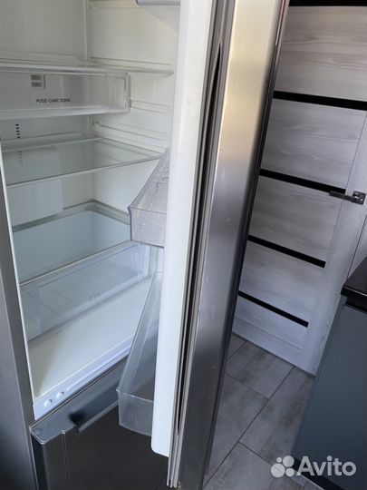 Холодильник бу Hotpoint ariston