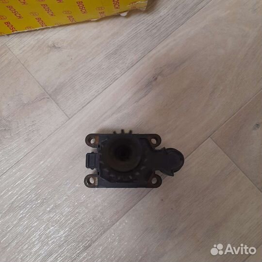 Катушка зажигания Ford Galaxy