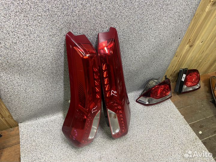 Фонарь Nissan X-Trail T31