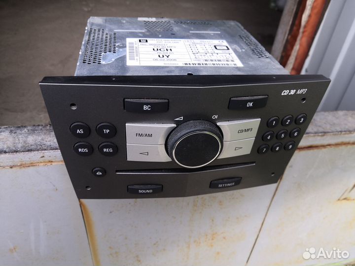 Продам магнитолу