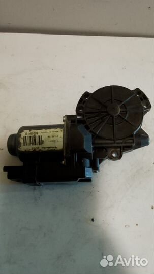 Моторик стеклоподъемника Kia Ceed