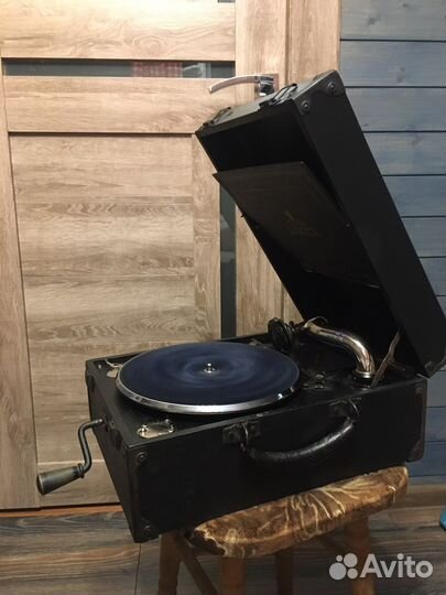 Патефон Decca 100 London