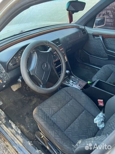 Mercedes С180 в разборе 1997г.в
