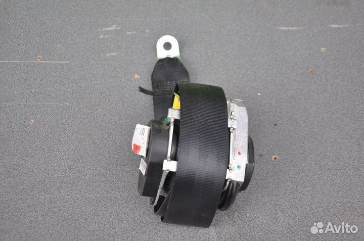 Ремень безопасности передний левый Skoda Octavia