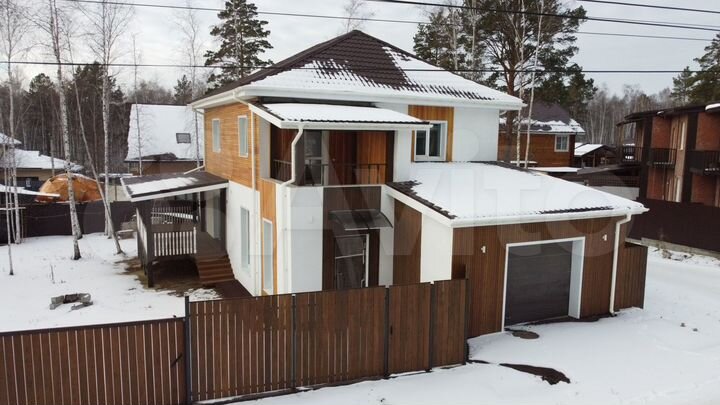 Дом 230 м² на участке 8,5 сот.