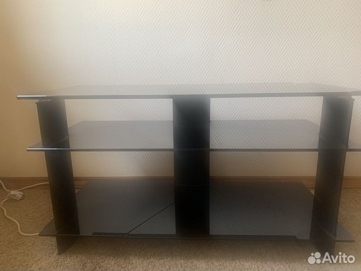 Стеклянная тумба под тв