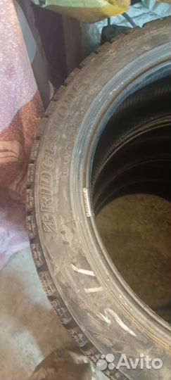 Bridgestone Blizzak VRX 235/45 R18