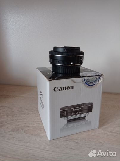 Объектив Canon EF-S24mm f/2.8 STM