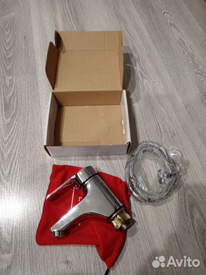 Кран сантехника