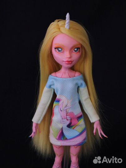 Ооак Леди Ливнерог