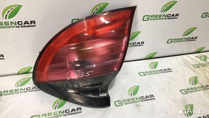 Фонарь задний правый Mercedes C-Class W203