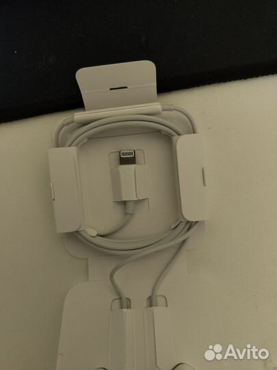 Наушники Apple Earpods Lightning