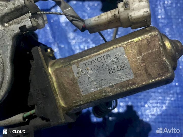 Стеклоподъемник на toyota cresta JZX90