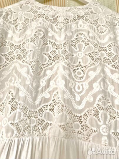 Нарядное женское платье