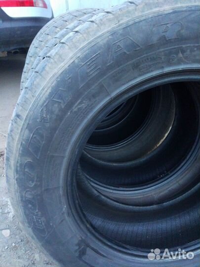 Goodyear Vector 4Seasons 245/65 R17